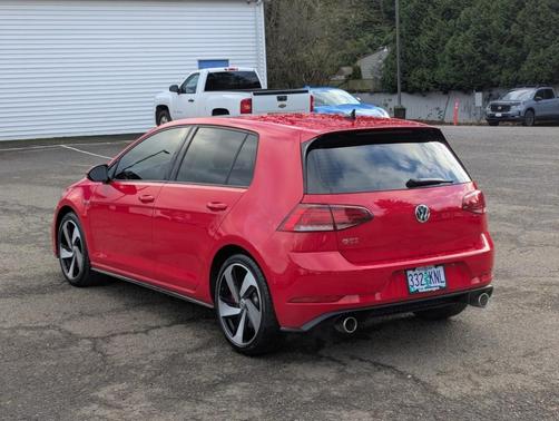 2020 Volkswagen Golf GTI 2.0T SE