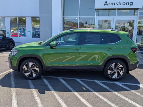 2025 Volkswagen Taos 1.5T SE