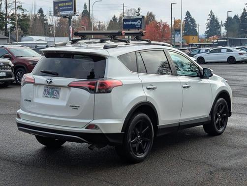 2018 Toyota RAV4 Limited