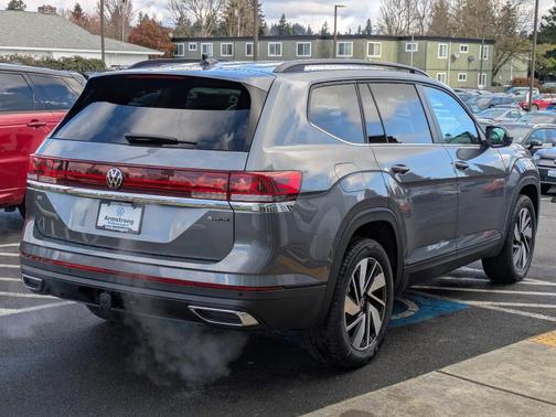 2025 Volkswagen Atlas 2.0T SE