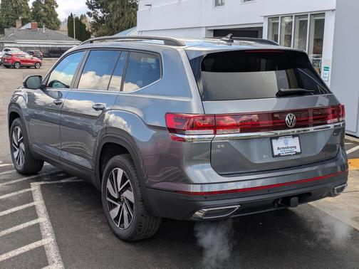2025 Volkswagen Atlas 2.0T SE