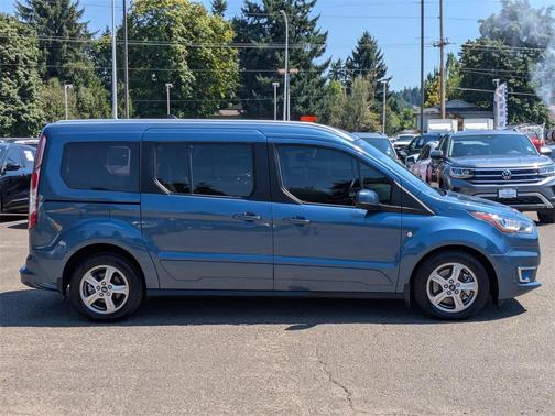 2019 Ford Transit Connect Titanium