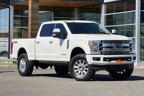 White Platinum 2019 Ford F-350 Limited