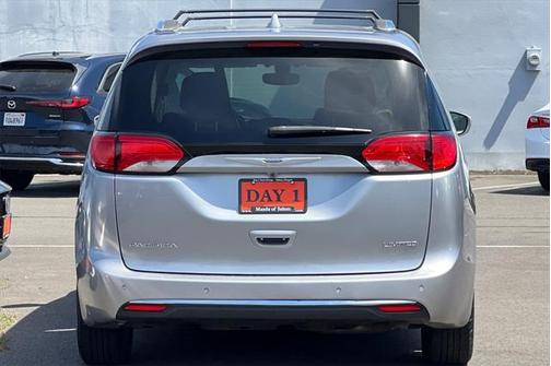 2020 Chrysler Pacifica Limited
