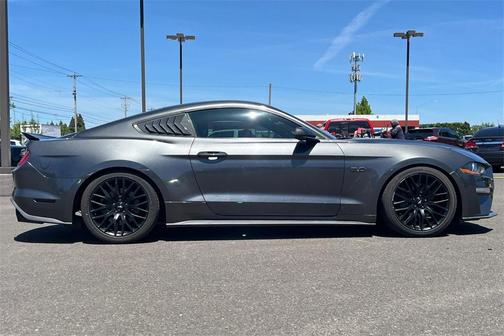 Magnetic Metallic 2018 Ford Mustang GT Premium