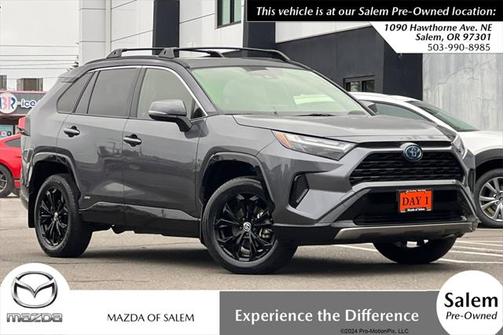 2022 Toyota RAV4 Hybrid SE