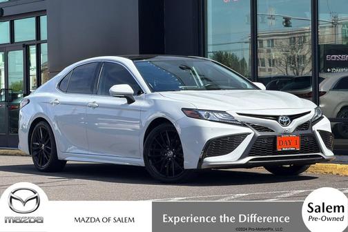 Ice Edge 2022 Toyota Camry XSE