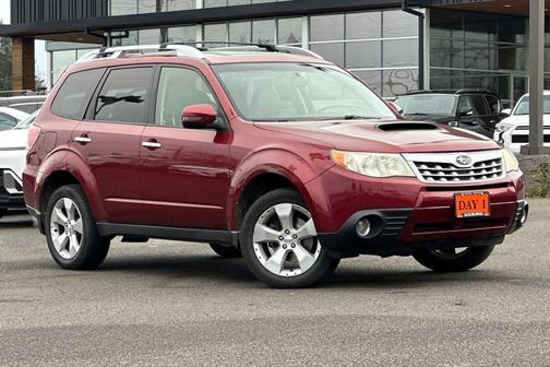 Camellia Red Pearl 2013 Subaru Forester 2.5X Touring