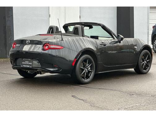 2024 Mazda MX-5 Miata Sport