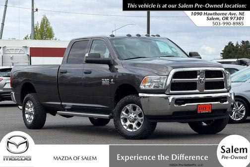 Granite Crystal Metallic Clearcoat 2017 RAM 3500 Tradesman Crew Cab 4x4 8' Box