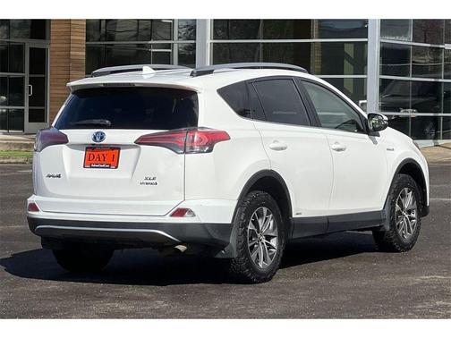 2018 Toyota RAV4 Hybrid XLE