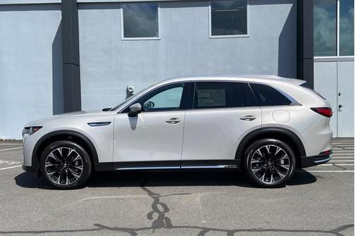 2025 Mazda CX-90 PHEV Premium Plus