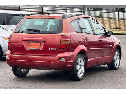 2004 Pontiac Vibe Base