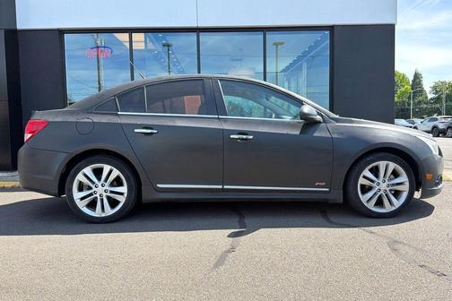 Black Granite Metallic 2014 Chevrolet Cruze LTZ
