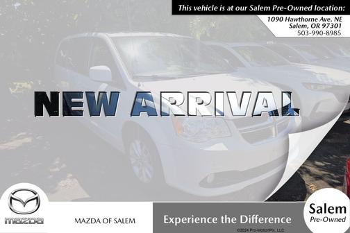White Knuckle Clearcoat 2019 Dodge Grand Caravan SXT