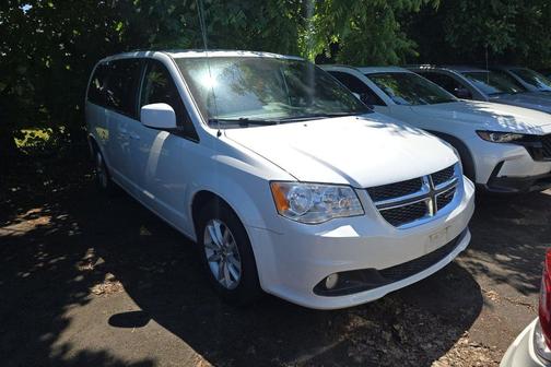 White Knuckle Clearcoat 2019 Dodge Grand Caravan SXT