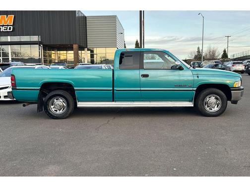 1997 Dodge Ram 2500 ST Club Cab