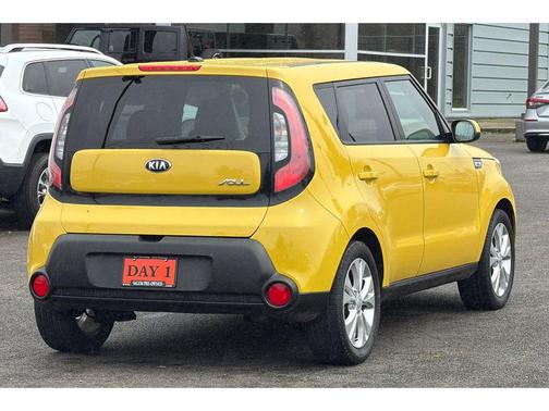 2015 Kia Soul +
