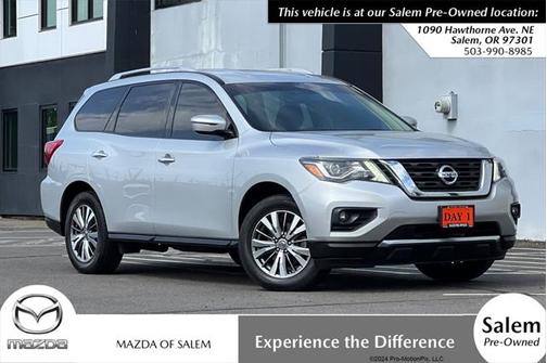 2019 Nissan Pathfinder SV