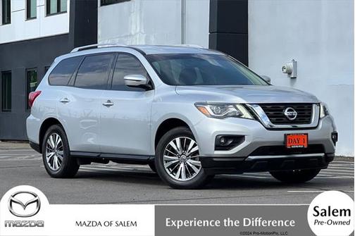 2019 Nissan Pathfinder SV
