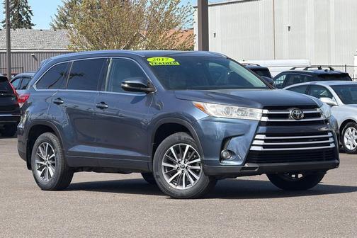 Shoreline Blue Pearl 2017 Toyota Highlander XLE