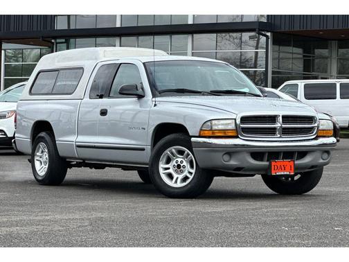 2001 Dodge Dakota Base