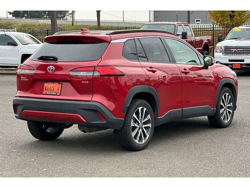 2023 Toyota Corolla Cross XLE