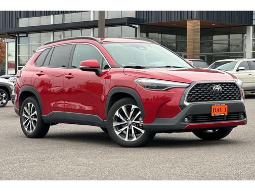 2023 Toyota Corolla Cross XLE