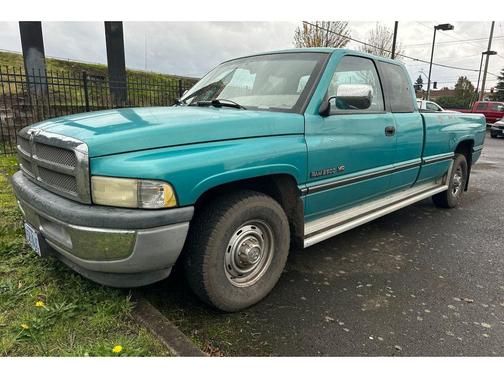1997 Dodge Ram 2500 ST Club Cab