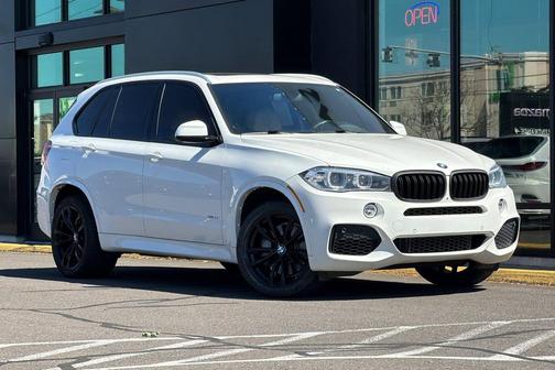 Alpine White 2017 BMW X5 xDrive50i