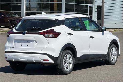 2021 Nissan Kicks S