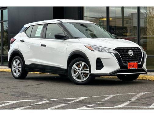 2021 Nissan Kicks S