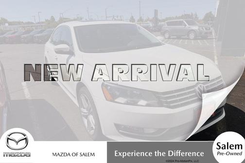 Candy White 2013 Volkswagen Passat 2.0 TDI SE w/ Sunroof