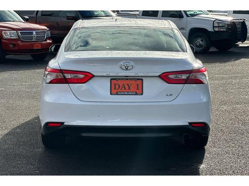 2018 Toyota Camry LE