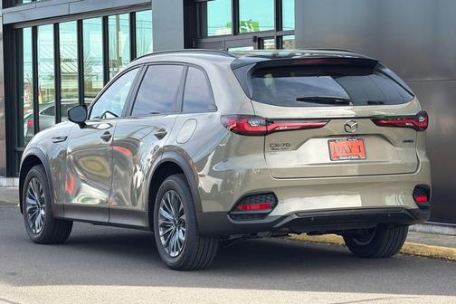 Zircon Sand Metallic 2026 Mazda CX-70 PHEV SC