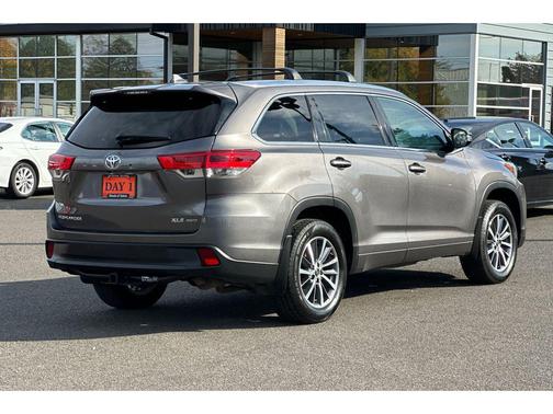 2017 Toyota Highlander XLE