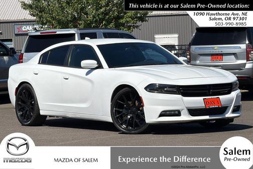 Bright White Clearcoat 2016 Dodge Charger SXT