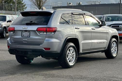 Billet Silver Metallic Clearcoat 2020 Jeep Grand Cherokee Laredo