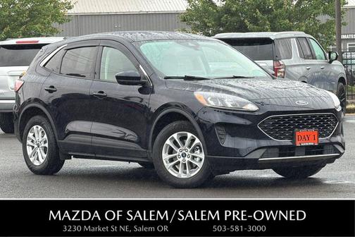Blue Metallic 2021 Ford Escape SE