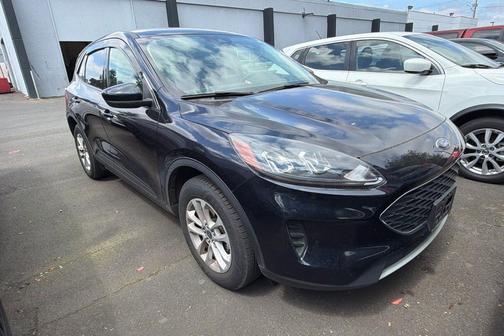 Blue Metallic 2021 Ford Escape SE