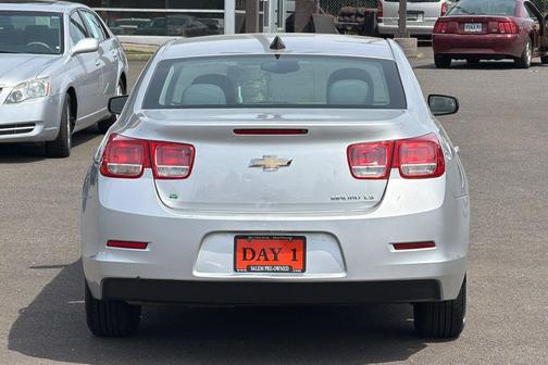 Silver Ice Metallic 2016 Chevrolet Malibu Limited LS
