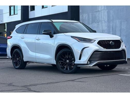 2023 Toyota Highlander XSE