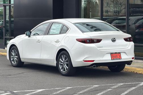 Snowflake White Pearl Mica 2026 Mazda Mazda3 FWD