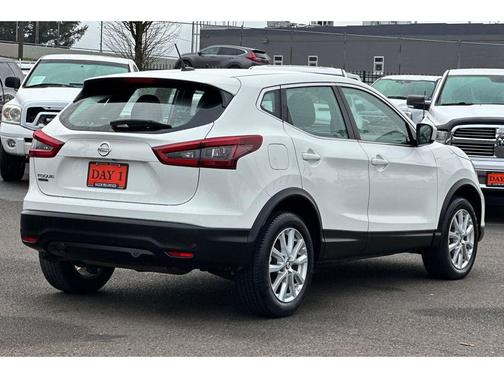 2021 Nissan Rogue Sport S