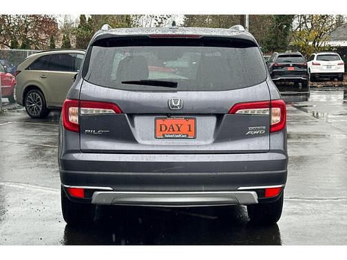 2019 Honda Pilot Touring 8-Passenger