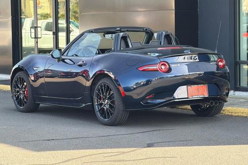 Deep Crystal Blue Mica 2026 Mazda MX-5 Miata Club