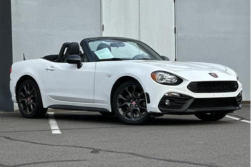 2017 FIAT 124 Spider Base