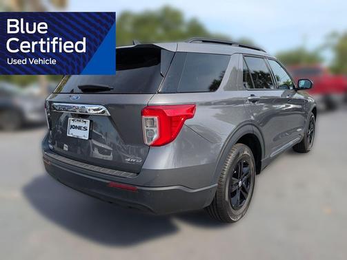 Carbonized Gray Metallic 2023 Ford Explorer XLT