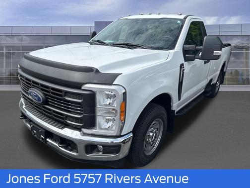Oxford White 2023 Ford F-250 XL