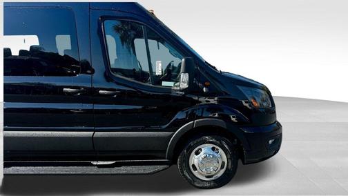 Agate Black Metallic 2026 Ford Transit-350 XLT